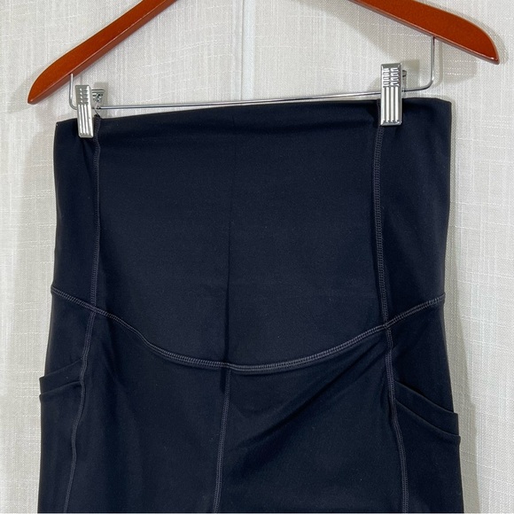 Fabletics NWT PureLuxe Maternity Bicycle Shorts - Black Size M - Picture 9 of 10